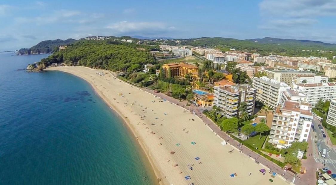 Seahomes Vacations, La Mer Bleue, Beach&Pool, Pk, Full Equipped In Fenals Beach Lloret de Mar Exterior foto